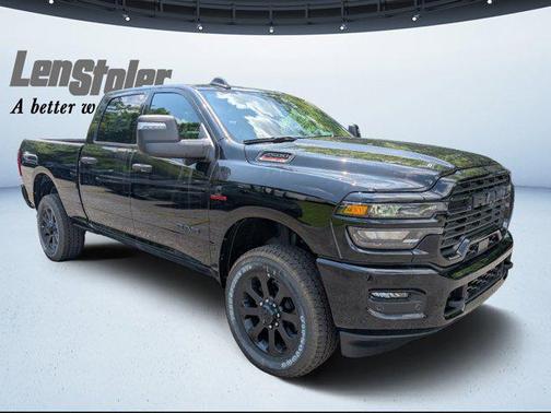 2025 RAM 2500 Big Horn Crew Cab 4x4 6'4' Box