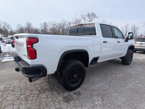 2025 Chevrolet Silverado 2500 4WD Crew Cab Standard Bed ZR2