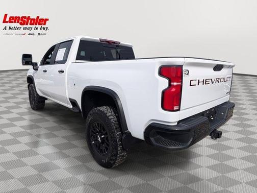 2025 Chevrolet Silverado 2500 4WD Crew Cab Standard Bed ZR2