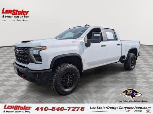 2025 Chevrolet Silverado 2500 4WD Crew Cab Standard Bed ZR2