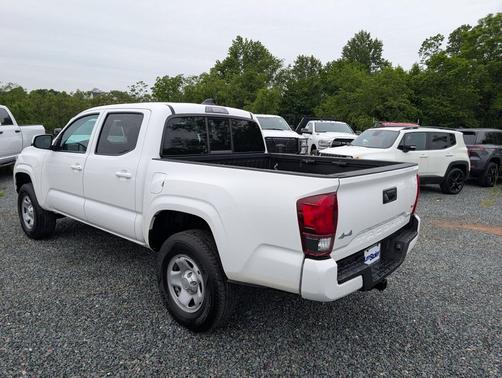 Ice Cap 2023 Toyota Tacoma SR
