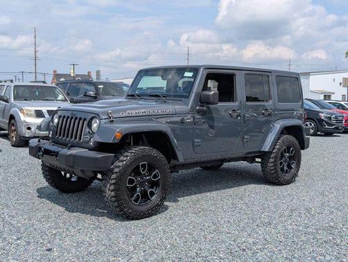 2017 Jeep Wrangler Unlimited Smoky Mountain 4x4