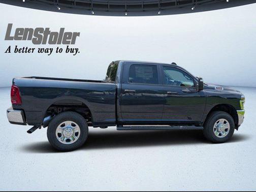 2025 RAM 2500 Tradesman Crew Cab 4x4 6'4' Box