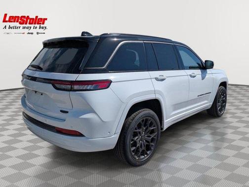 Bright White Clearcoat 2026 Jeep Grand Cherokee Summit