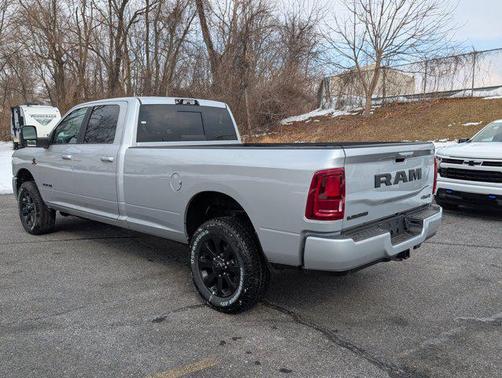 2026 RAM 2500 Laramie Crew Cab 4x4 8' Box