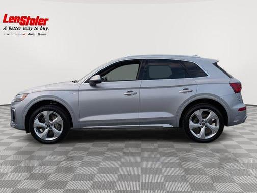 2022 Audi Q5 45 S line Premium Plus