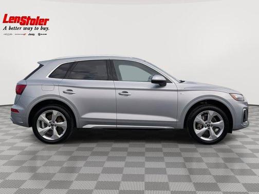 2022 Audi Q5 45 S line Premium Plus