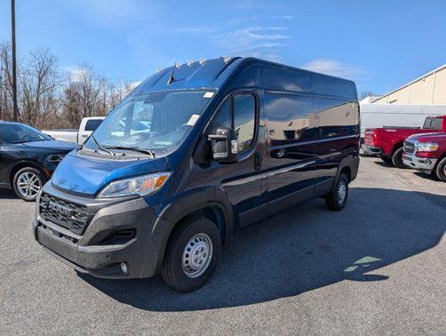 2025 RAM ProMaster 2500 Tradesman