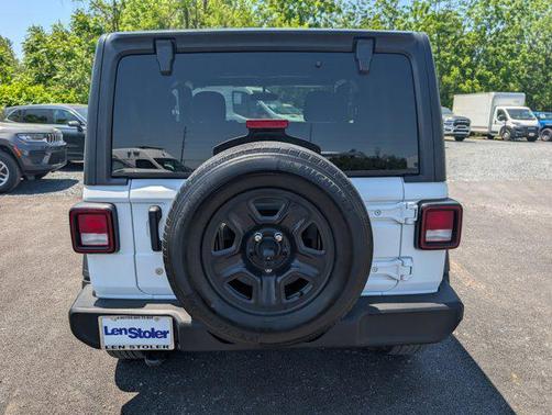 Bright White Clearcoat 2022 Jeep Wrangler Sport