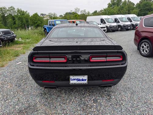 Pitch Black Clearcoat 2023 Dodge Challenger SRT Hellcat