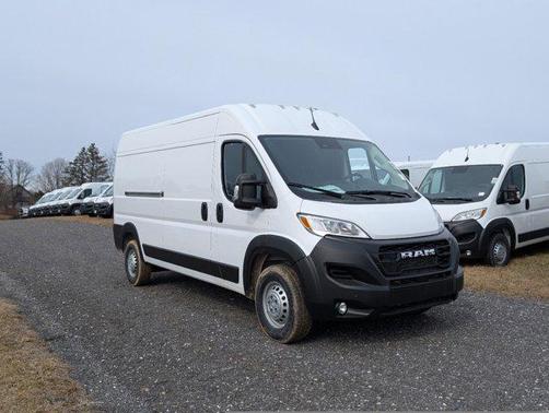 2025 RAM ProMaster 2500 Tradesman