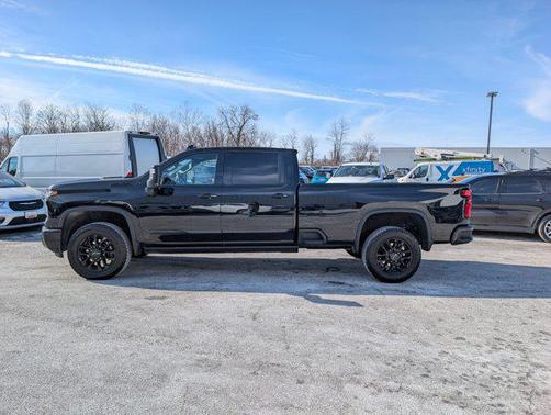 2025 Chevrolet Silverado 3500 High Country