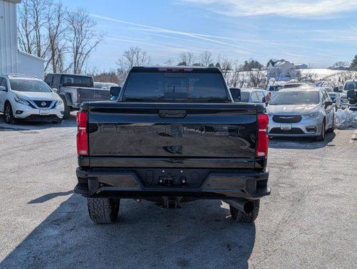2025 Chevrolet Silverado 3500 High Country