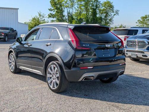 2021 Cadillac XT4 Premium Luxury