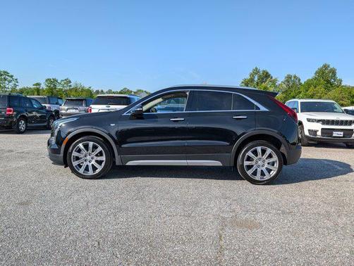 2021 Cadillac XT4 Premium Luxury
