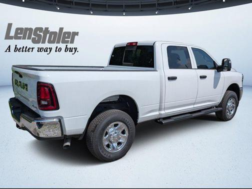 2025 RAM 2500 Tradesman Crew Cab 4x4 6'4' Box