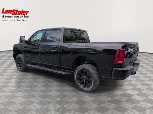 Diamond Black Crystal Pearlcoat 2026 RAM 2500 Big Horn Crew Cab 4x4 6'4' Box