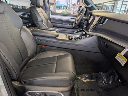 2026 Jeep Grand Wagoneer Limited Reserve 4x4