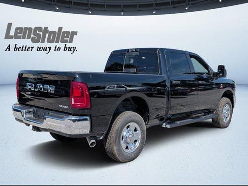 2025 RAM 2500 Tradesman Crew Cab 4x4 6'4' Box