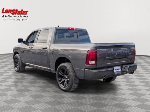 2017 RAM 1500 Night Crew Cab 4x4 5'7' Box