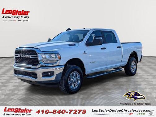 Bright White Clearcoat 2024 RAM 2500 Big Horn Crew Cab 4x4 6'4' Box