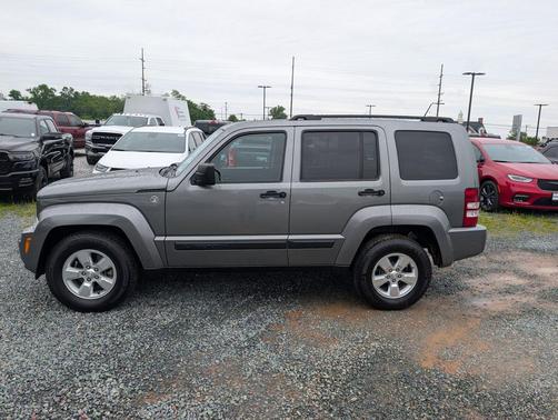 Mineral Gray Metallic 2012 Jeep Liberty Sport