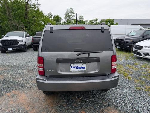 Mineral Gray Metallic 2012 Jeep Liberty Sport