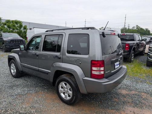 Mineral Gray Metallic 2012 Jeep Liberty Sport