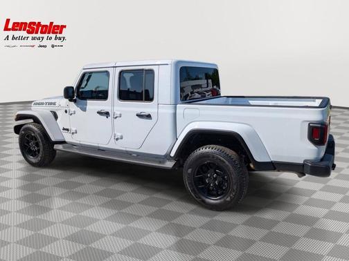 Bright White Clearcoat 2025 Jeep Gladiator High Tide
