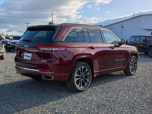 2025 Jeep Grand Cherokee Overland