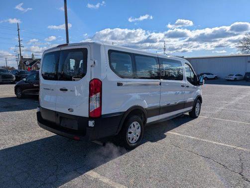 2022 Ford Transit-350 XLT