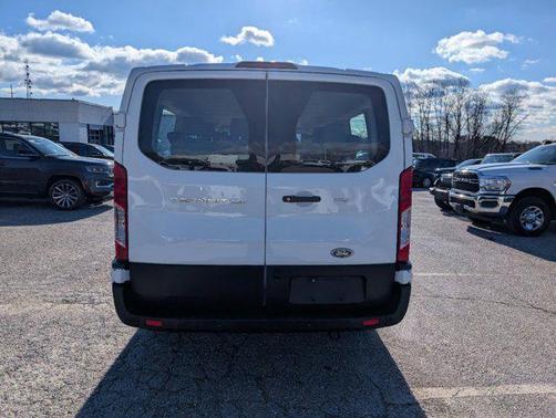 2022 Ford Transit-350 XLT