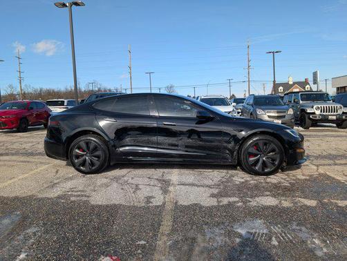 2024 Tesla Model S Plaid