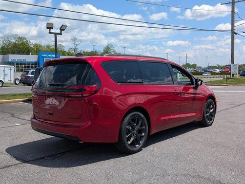 2025 Chrysler Pacifica Limited