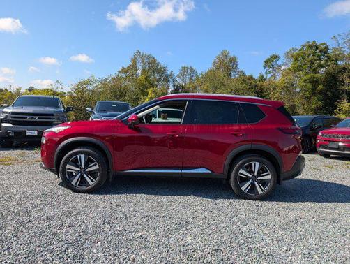 2022 Nissan Rogue SL