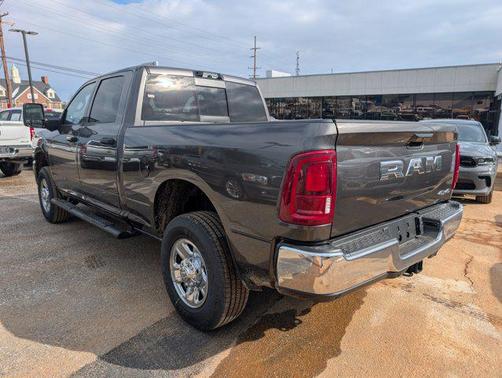 2026 RAM 3500 Tradesman Crew Cab 4x4 6'4' Box