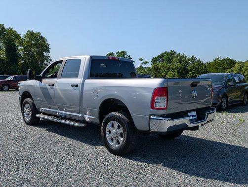 2023 RAM 2500 Big Horn Crew Cab 4x4 6'4' Box