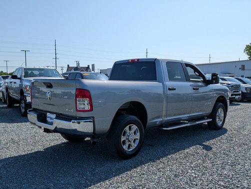 2023 RAM 2500 Big Horn Crew Cab 4x4 6'4' Box