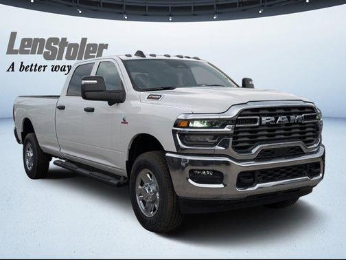 2025 RAM 2500 Tradesman Crew Cab 4x4 8' Box