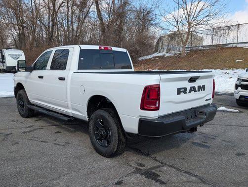 2026 RAM 3500 Tradesman Crew Cab 4x4 6'4' Box