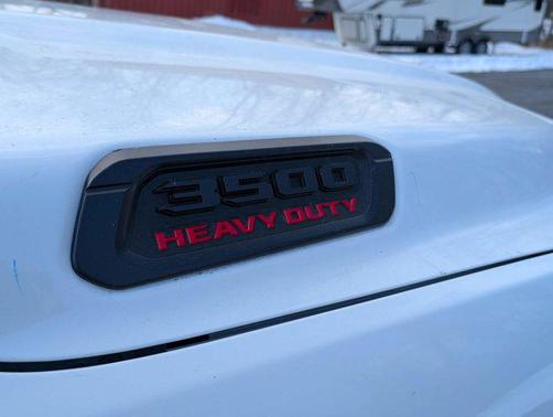 2026 RAM 3500 Tradesman Crew Cab 4x4 6'4' Box