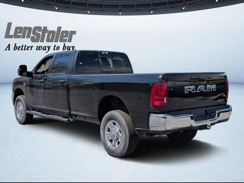 2025 RAM 2500 Tradesman Crew Cab 4x4 8' Box