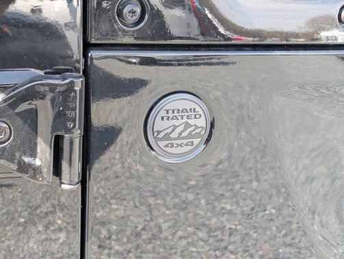 2025 Jeep Gladiator Nighthawk