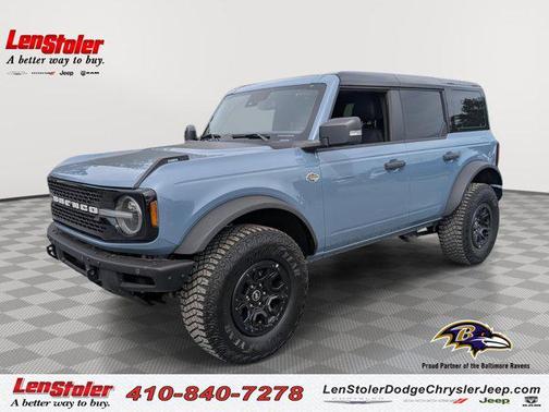 Azure Gray Metallic Tri-Coat 2024 Ford Bronco Wildtrak
