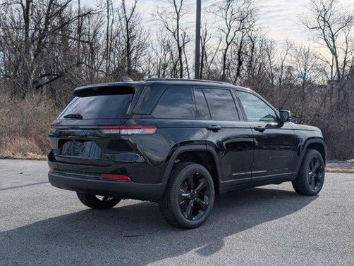 2025 Jeep Grand Cherokee Limited X