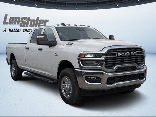 2025 RAM 2500 Tradesman Crew Cab 4x4 8' Box