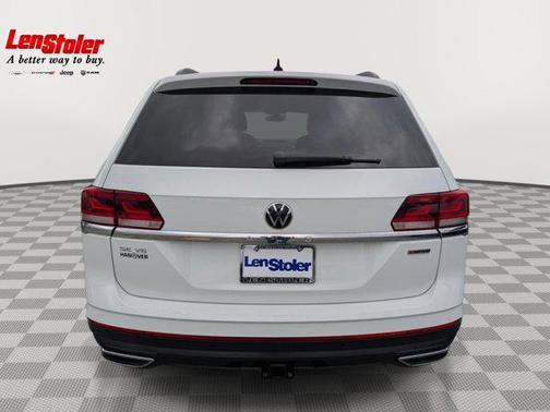 Pure White 2021 Volkswagen Atlas 3.6L SE w/Technology