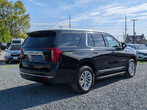 2023 GMC Yukon SLT