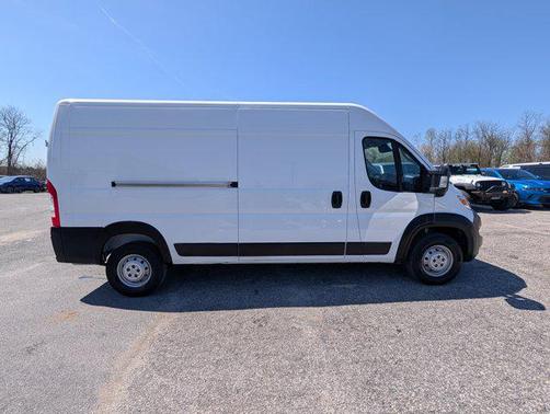Bright White Clearcoat 2023 RAM ProMaster 2500 High Roof