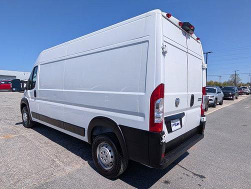 Bright White Clearcoat 2023 RAM ProMaster 2500 High Roof